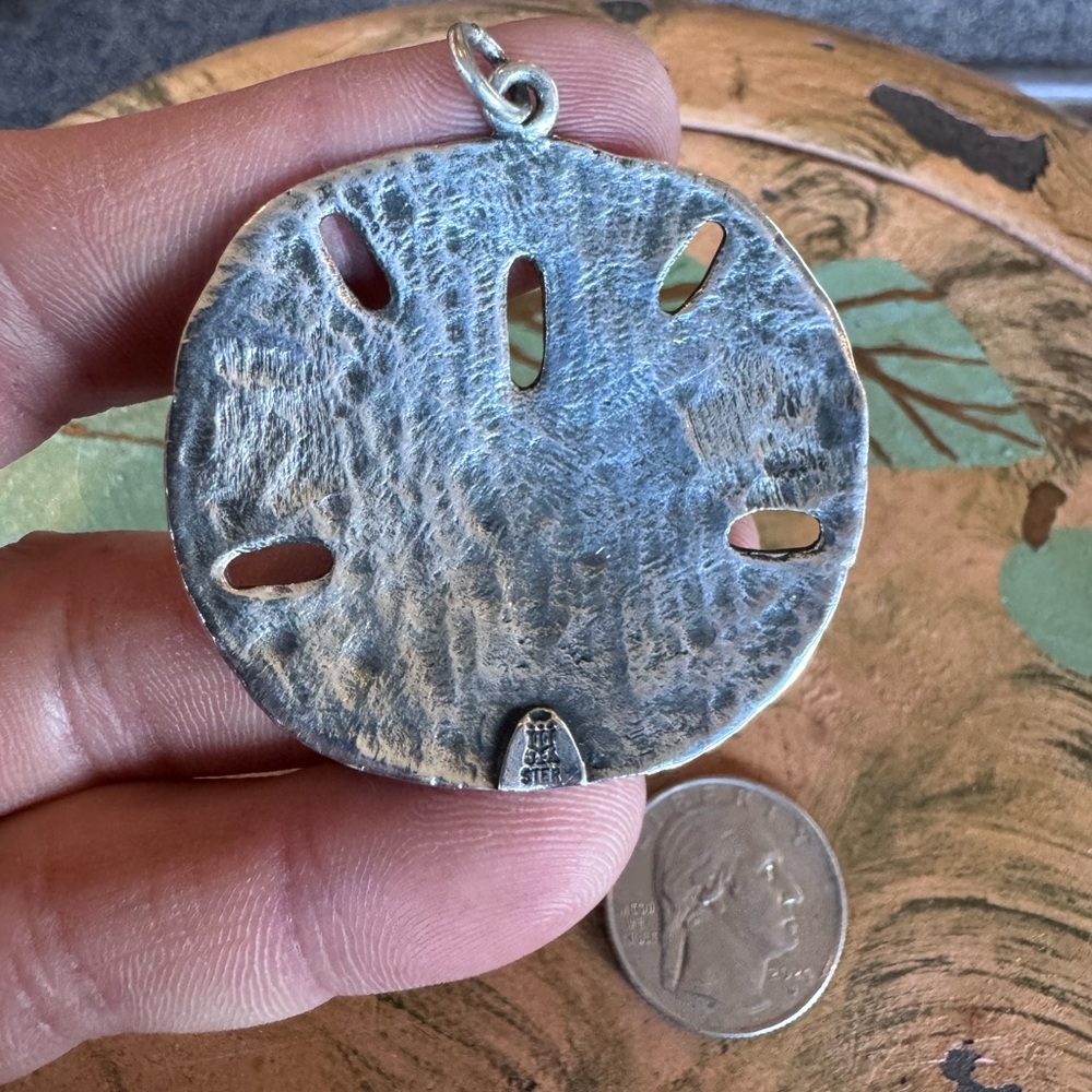 James Avery Silver Sand Dollar Pendant - Picture 4 of 4